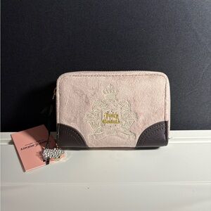 Juicy couture love for all wallet